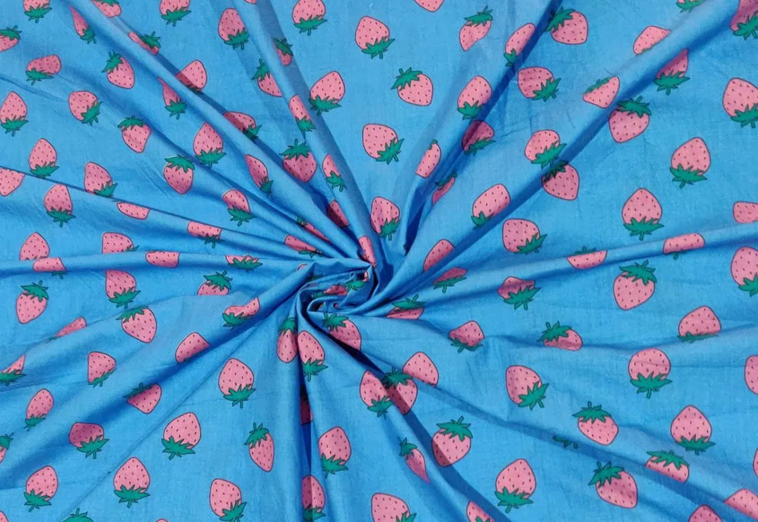 COTTON POPLIN STRAWBERRIES PRINT ~ 58&quot; wide