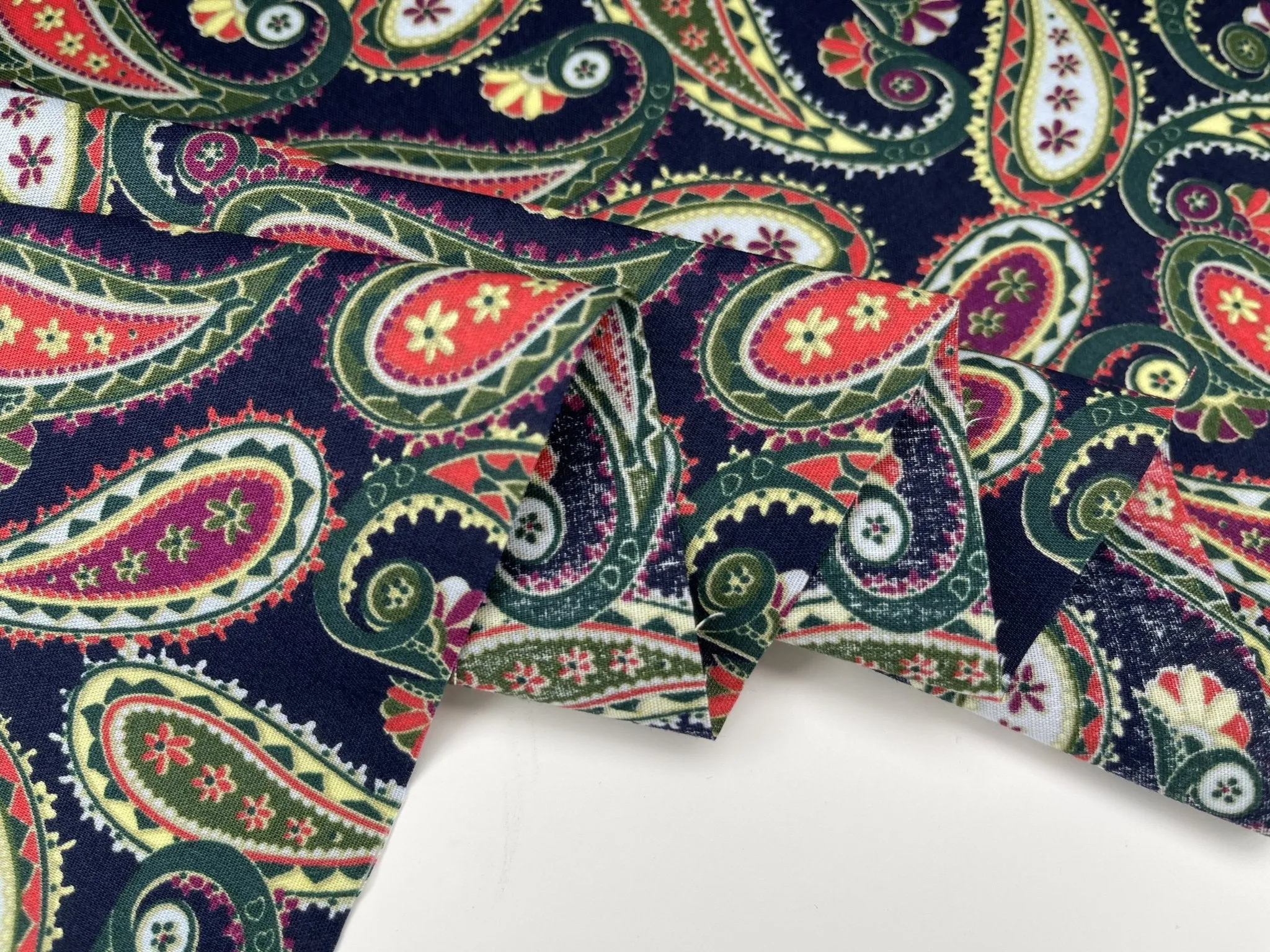paisley Traditional - Washed 100% Cotton Poplin  Reactive Print -8009