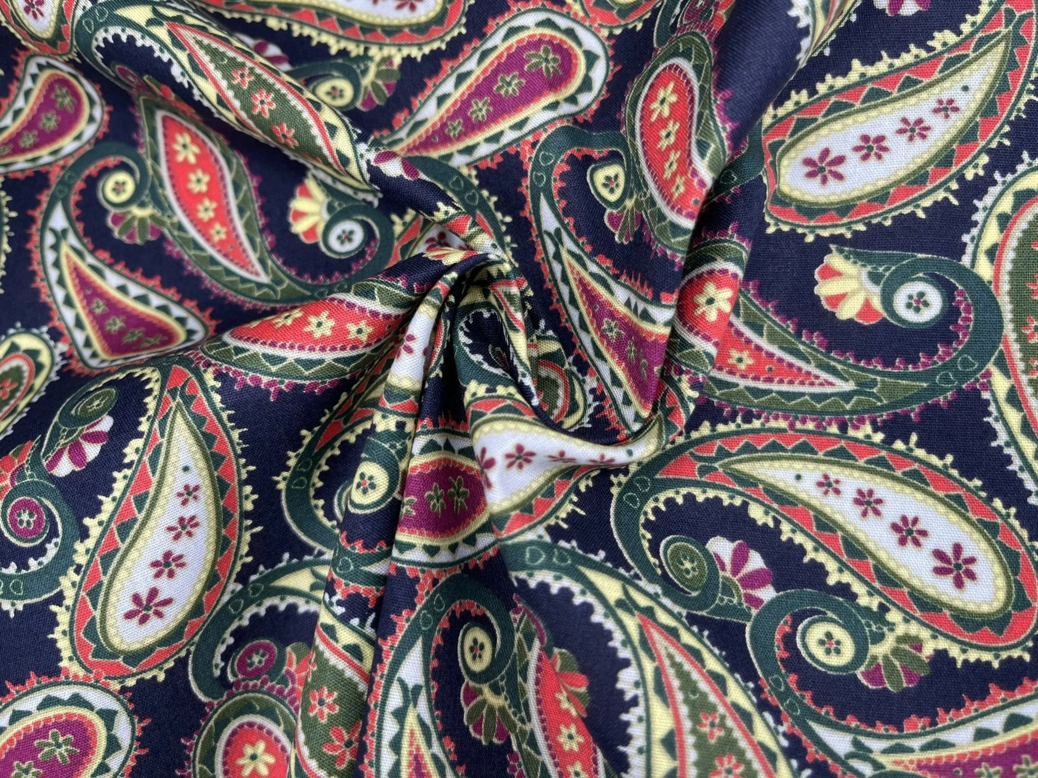 paisley Traditional - Washed 100% Cotton Poplin  Reactive Print -8009