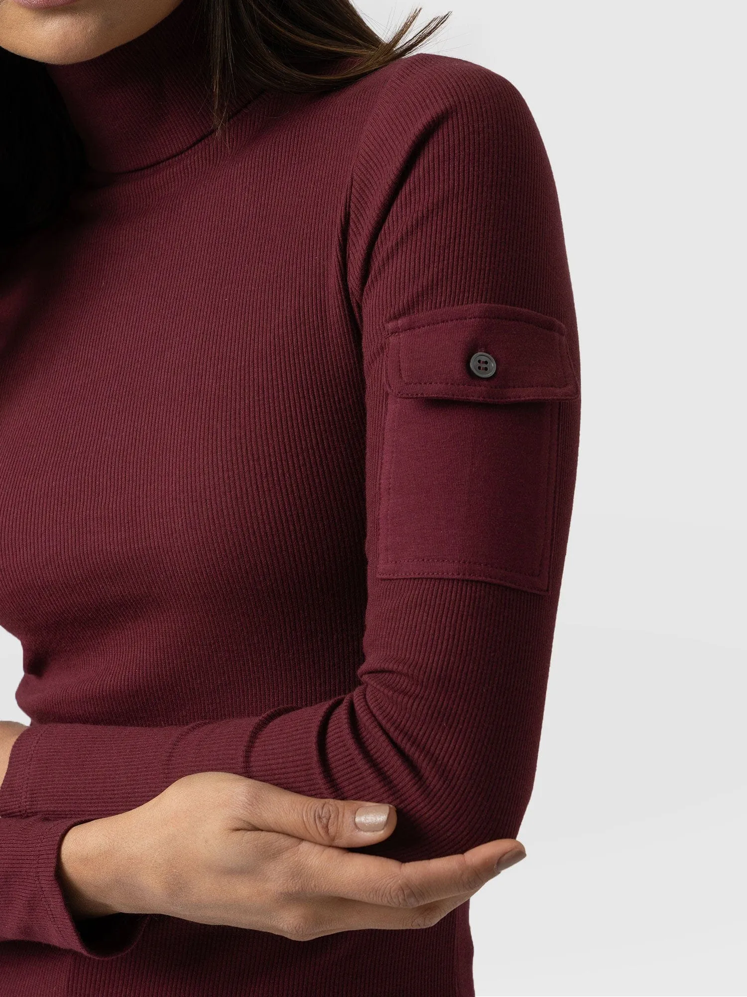 Pocket Turtle Neck - Burgundy