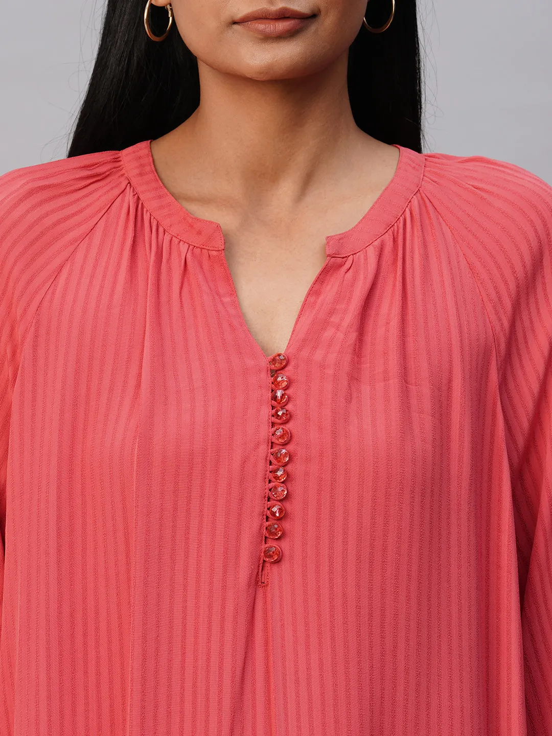 Viscose Crepe Dobby Longline Raglan Kurta & Cropped Peg Leg Pant Set