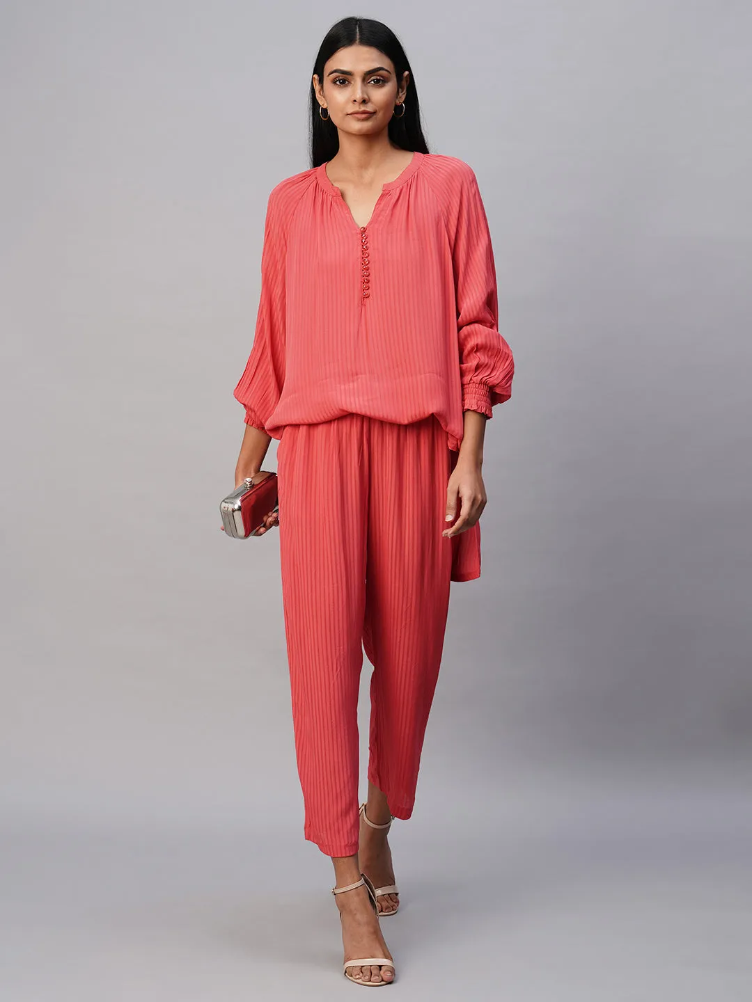 Viscose Crepe Dobby Longline Raglan Kurta & Cropped Peg Leg Pant Set