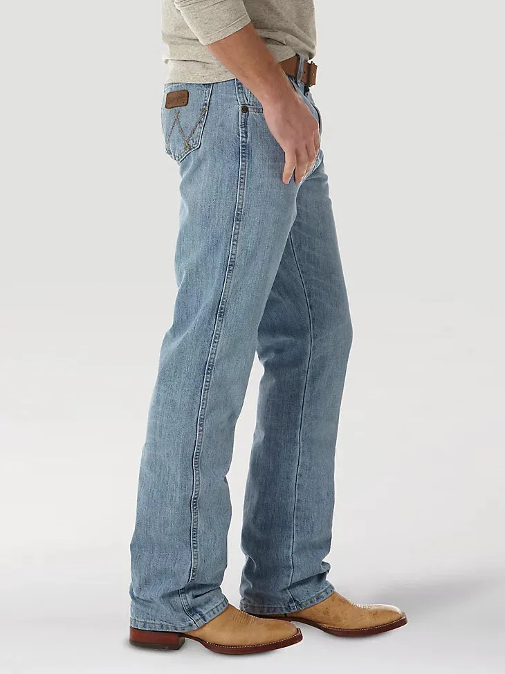 Wrangler: Retro Relaxed Boot Cut Jean - Crest